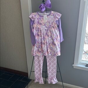 Pete + Lucy Two Piece Set with Hair Bow